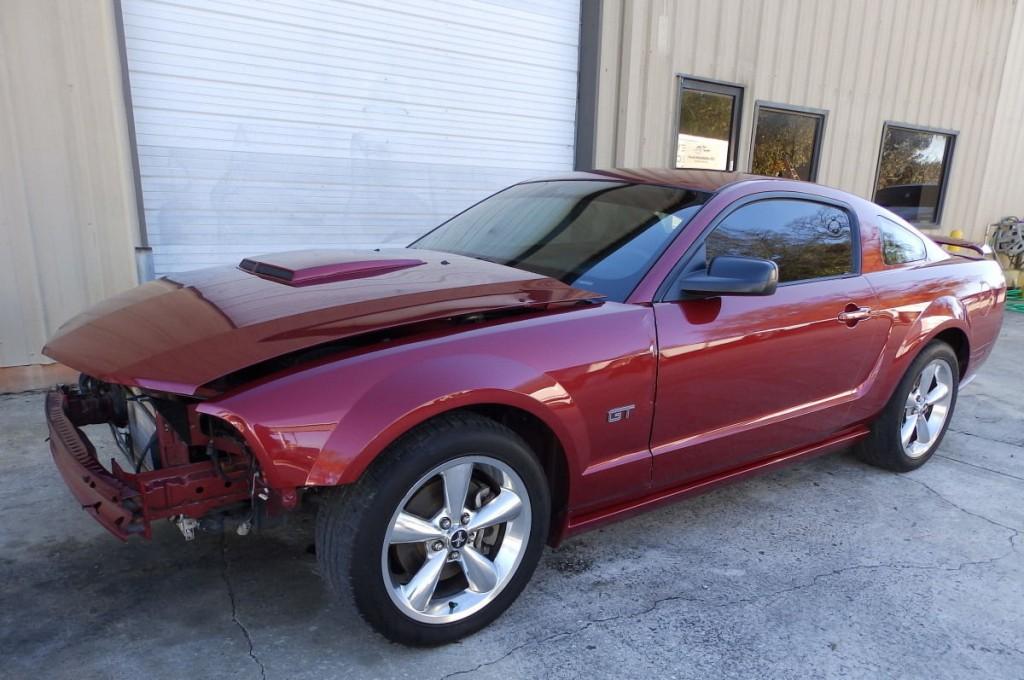 2006 Ford Mustang GT Premium Coupe, V8, 5 Speed Salvage
