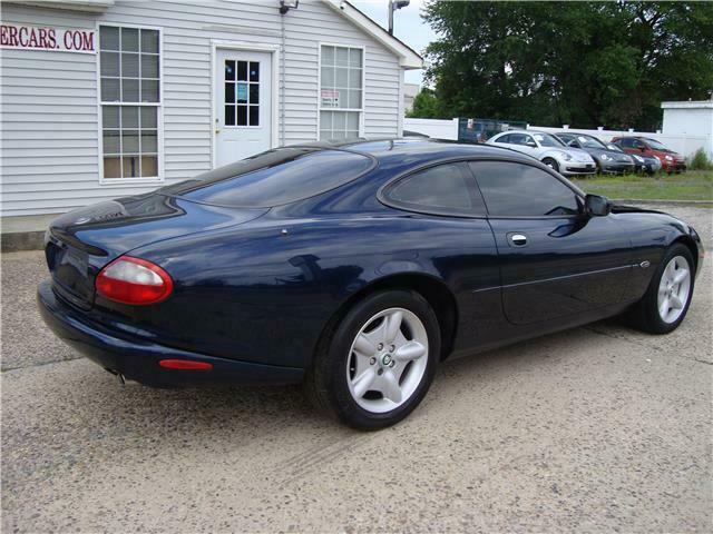 1998 Jaguar XK8 V8 Salvage car