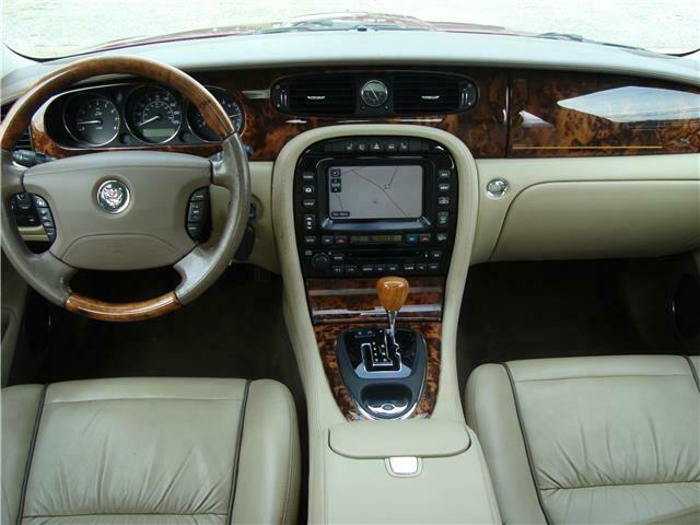 2006 Jaguar XJ Vandenplas Salvage